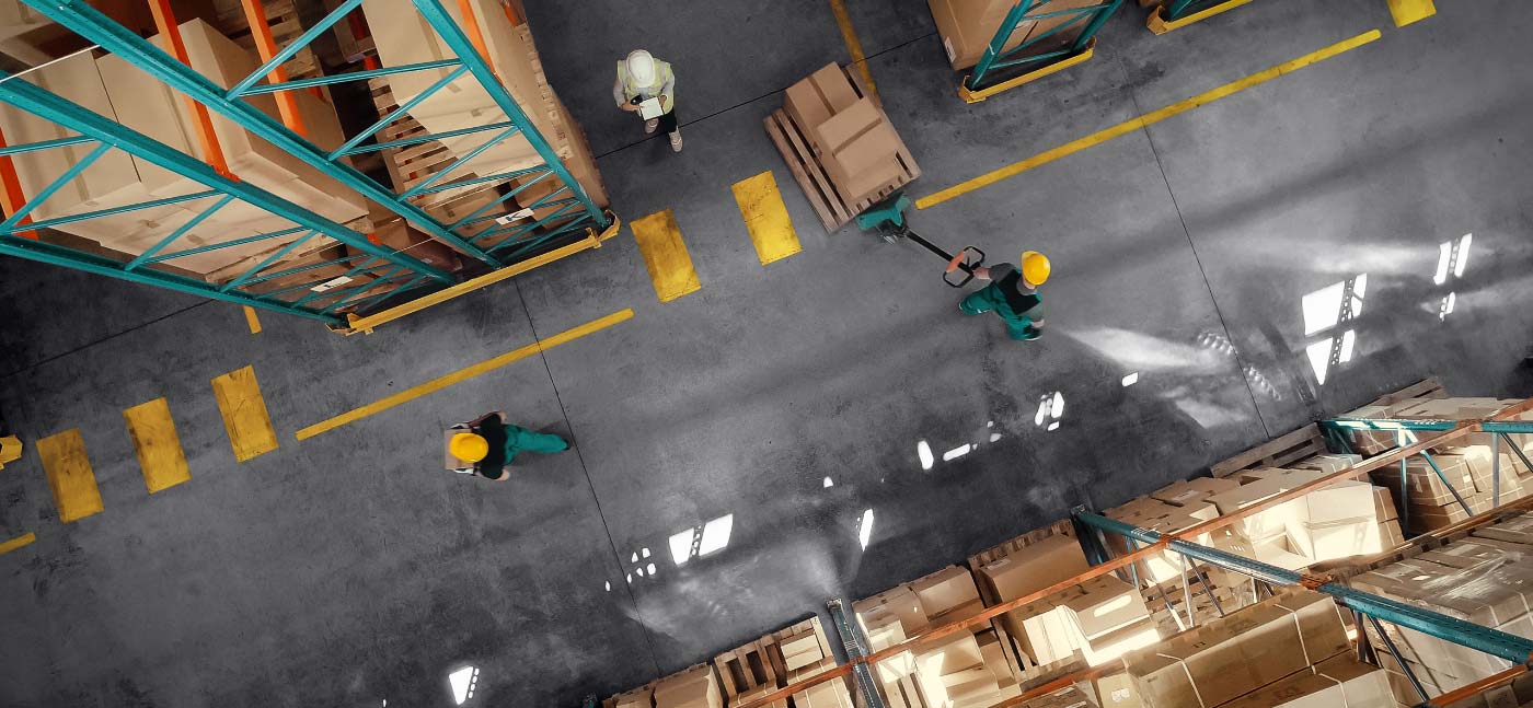 Ladustamine ja kullerteenus. Massar Shipping.